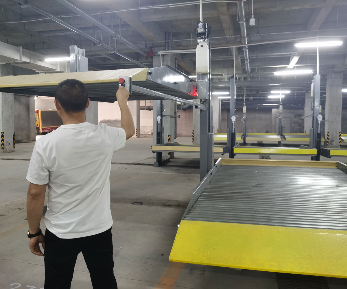 畢節4柱機械立體停車設備改造